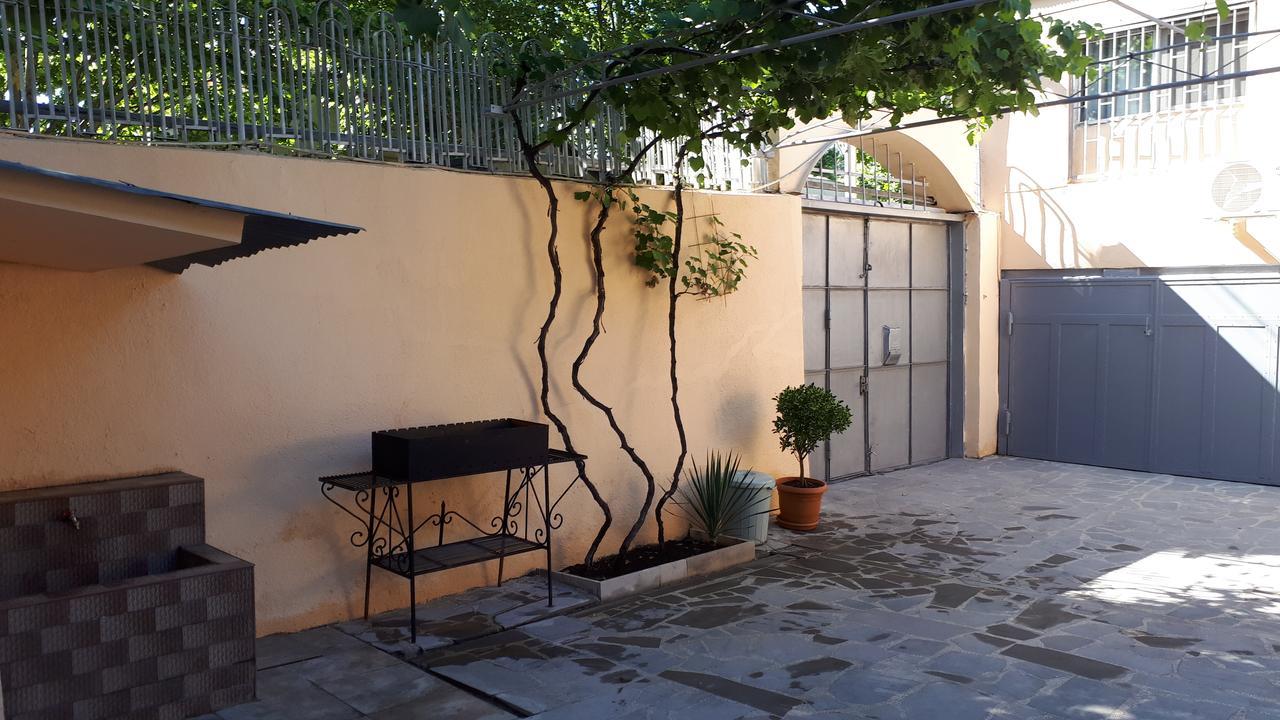 Modern Guest House Тбилиси Екстериор снимка