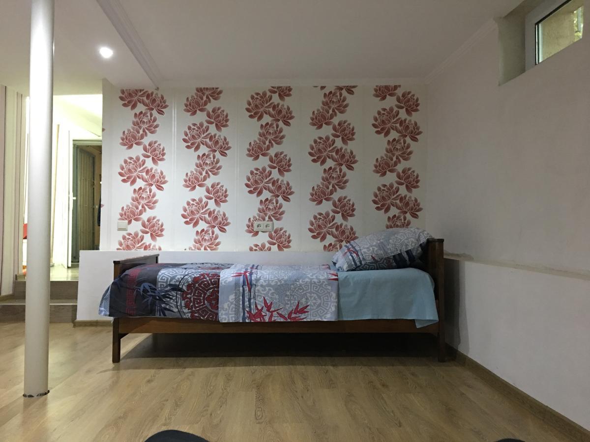 Modern Guest House Тбилиси Екстериор снимка